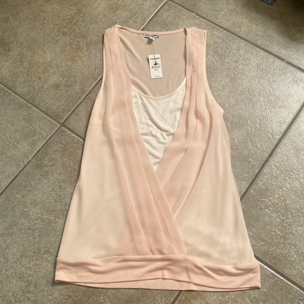 Express top NEW with tags Size Small